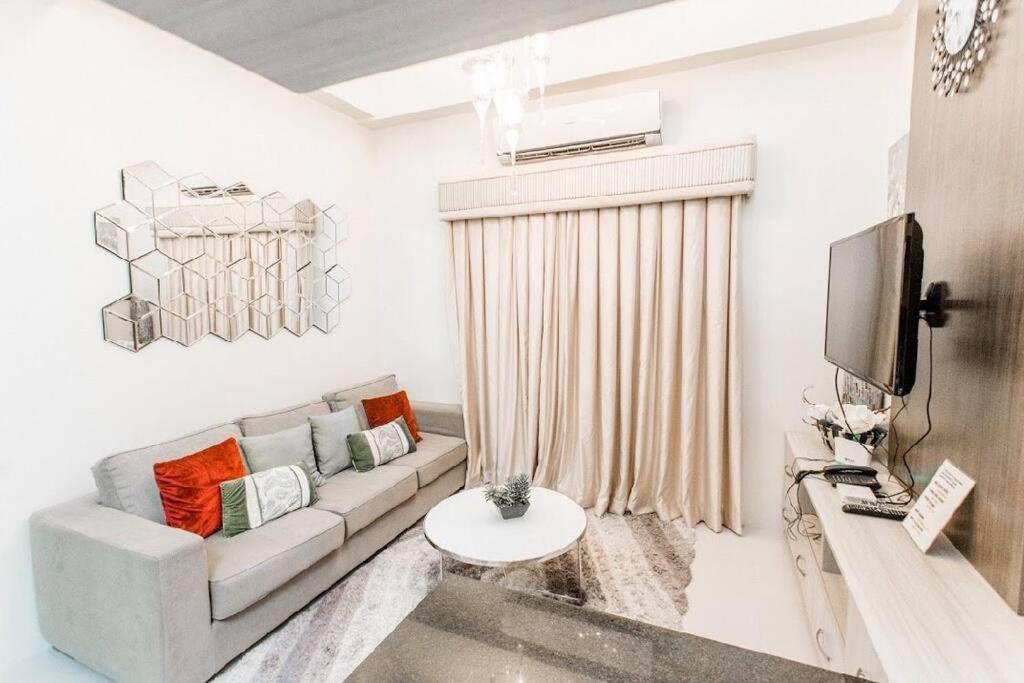 Rosecan's Place 4 @ Spaniada Apartment *